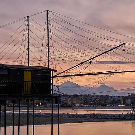 Appartamento Fronte Mare Pescara Kültér fotó